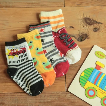  3 para/desetak Dječjih čarapa, Нескользящие čarape sa silikonskim potplat za malu djecu, Čarape za dječake i djevojčice s likovima iz crtića za djecu od 0 do 5 godina, Dječje čarape na podu